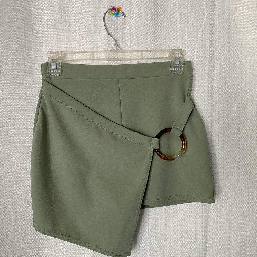 Nasty gal skirt with ring detail.